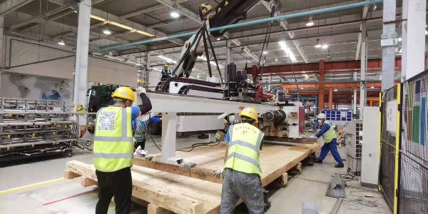 重型設備搬遷哪家好？重型設備搬遷過程中需要注意些什么？