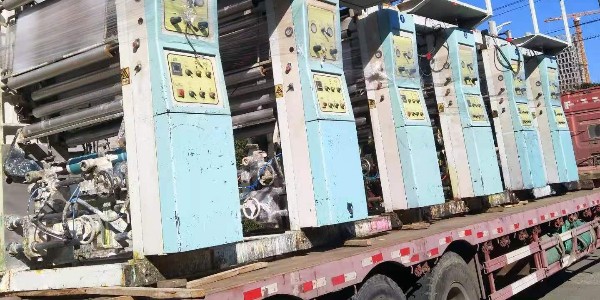 大噸位設(shè)備搬運(yùn)使用什么搬運(yùn)設(shè)備？屹星機(jī)電為您講解